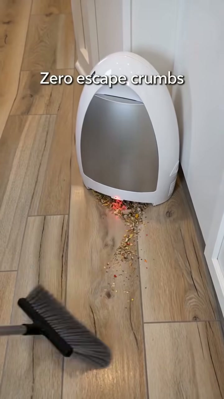 An infrared sensor triggers suction that pulls crumbs straight in